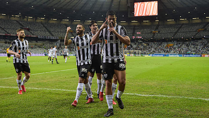 Galo venceu o Ceará por 3 a 1, no Mineirão Galo venceu o Ceará por 3 a 1, no Mineirão